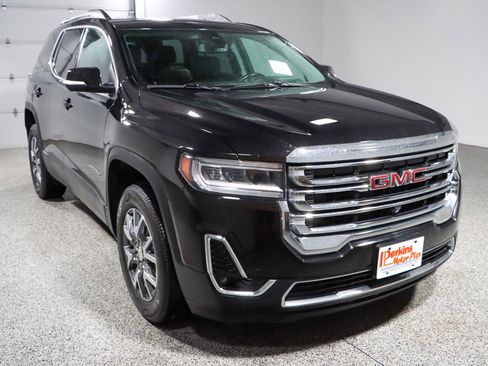 Used 2022 GMC Acadia SLT w/ Technology Package FWD image 5