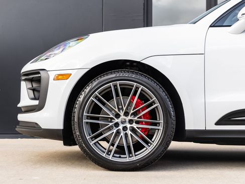 Certified 2026 Porsche Macan S AWD/4WD image 13