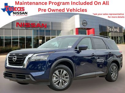 Used 2025 Nissan Pathfinder SV