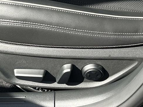 New 2026 Genesis G70 2.5T Prestige AWD/4WD image 15