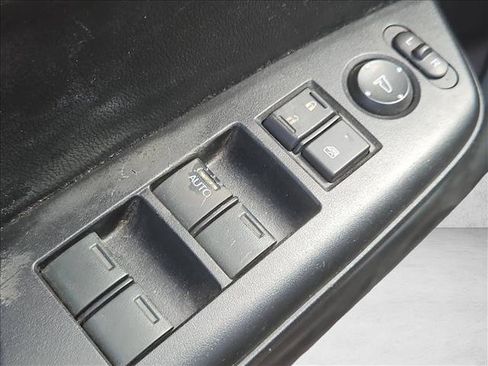 Used 2015 Honda Civic SE image 11