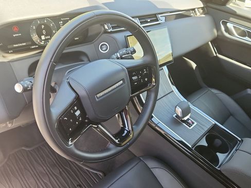 Certified 2026 Land Rover Range Rover Velar S AWD/4WD image 4