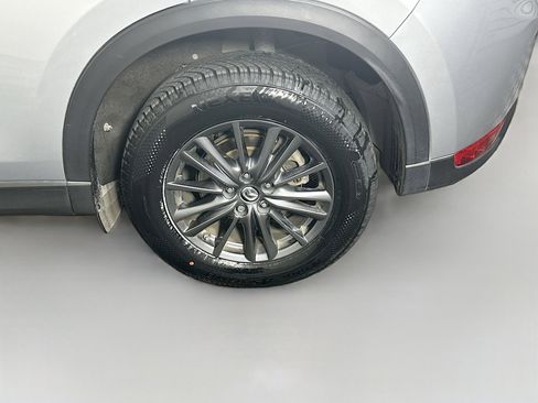 Used 2020 MAZDA CX-5 Touring FWD image 11