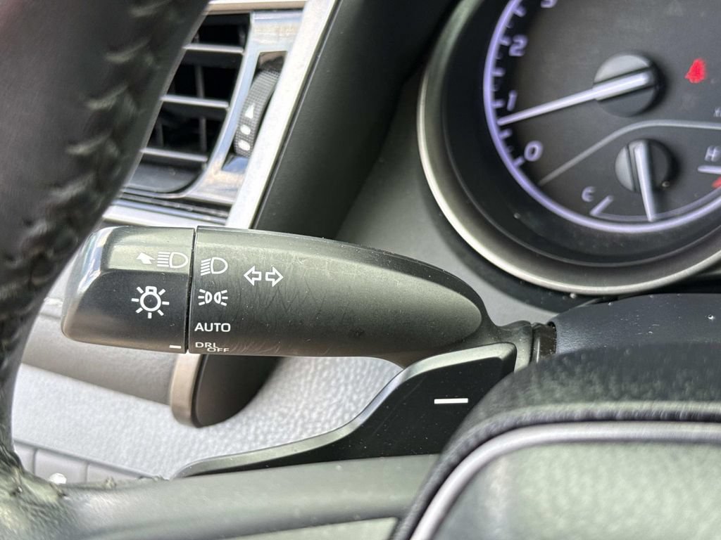 Used 2023 Toyota Camry SE FWD image 37