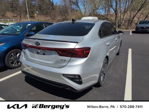 Certified 2020 Kia Forte EX w/ EX Special Edition image 8