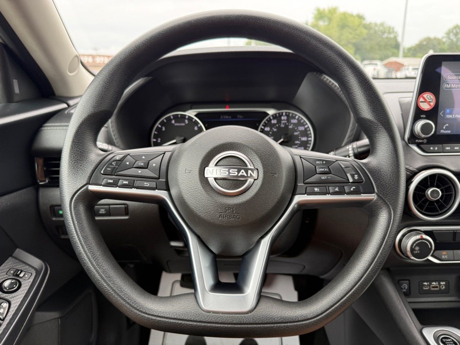 Used 2024 Nissan Sentra SV FWD image 18