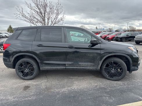 Used 2019 Honda Passport Sport image 11