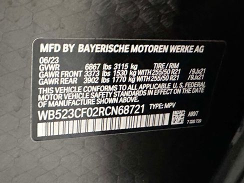 Used 2024 BMW iX xDrive50 w/ Premium Package AWD/4WD image 34