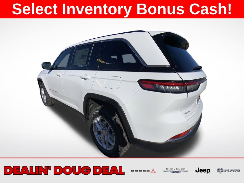 New 2026 Jeep Grand Cherokee Laredo AWD/4WD image 3