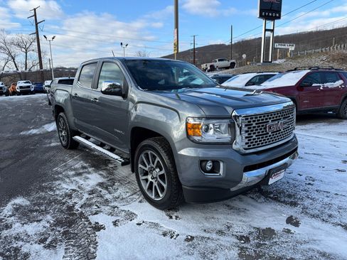 Used 2019 GMC Canyon Denali image 7