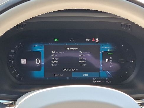 Certified 2023 Volvo XC60 T8 Ultimate w/ Climate Package AWD/4WD image 22