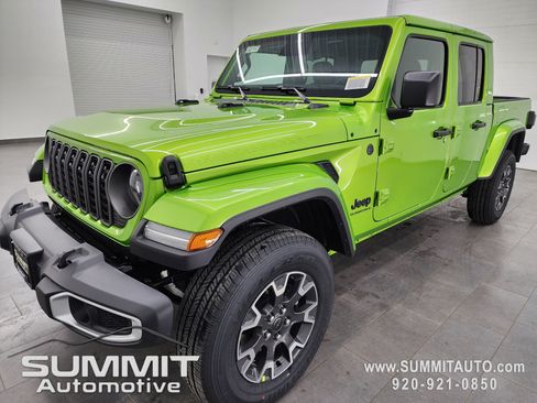 New 2026 Jeep Gladiator Sport image 7