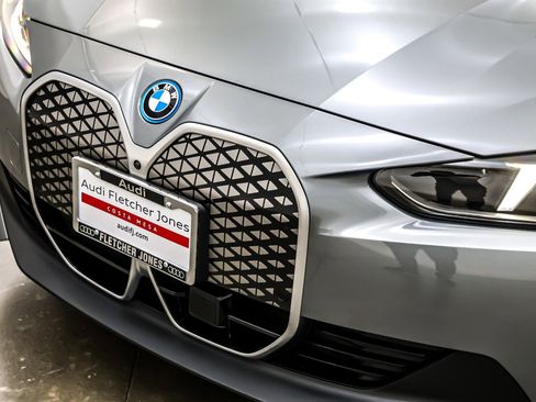 Used 2025 BMW i4 eDrive40 w/ Parking Assistance Package image 13