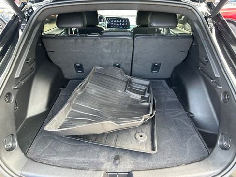 Used 2024 Chevrolet Equinox EV LT image 18