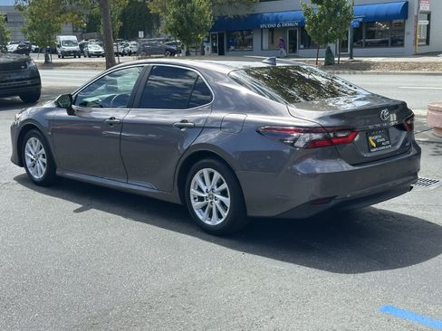 Used 2023 Toyota Camry LE FWD image 12