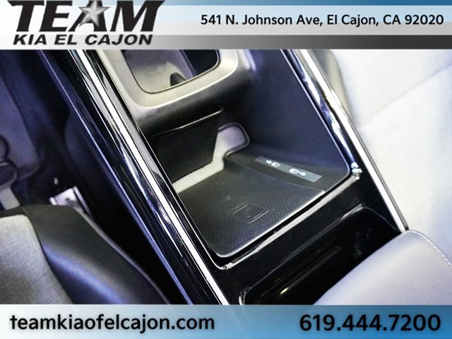 Used 2024 Volkswagen ID.4 2WD image 32