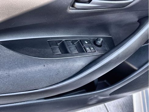 Used 2023 Toyota Corolla LE image 30