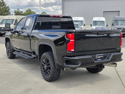 Used 2026 Chevrolet Silverado 3500 LTZ w/ LTZ Plus Package AWD/4WD image 11