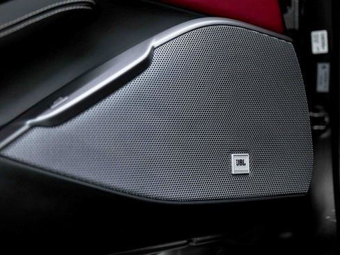 Used 2020 Ferrari Portofino RWD image 56