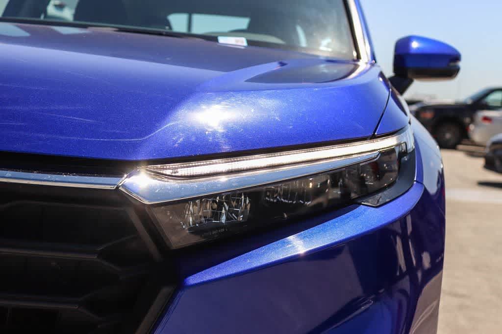 Used 2024 Honda CR-V LX image 7