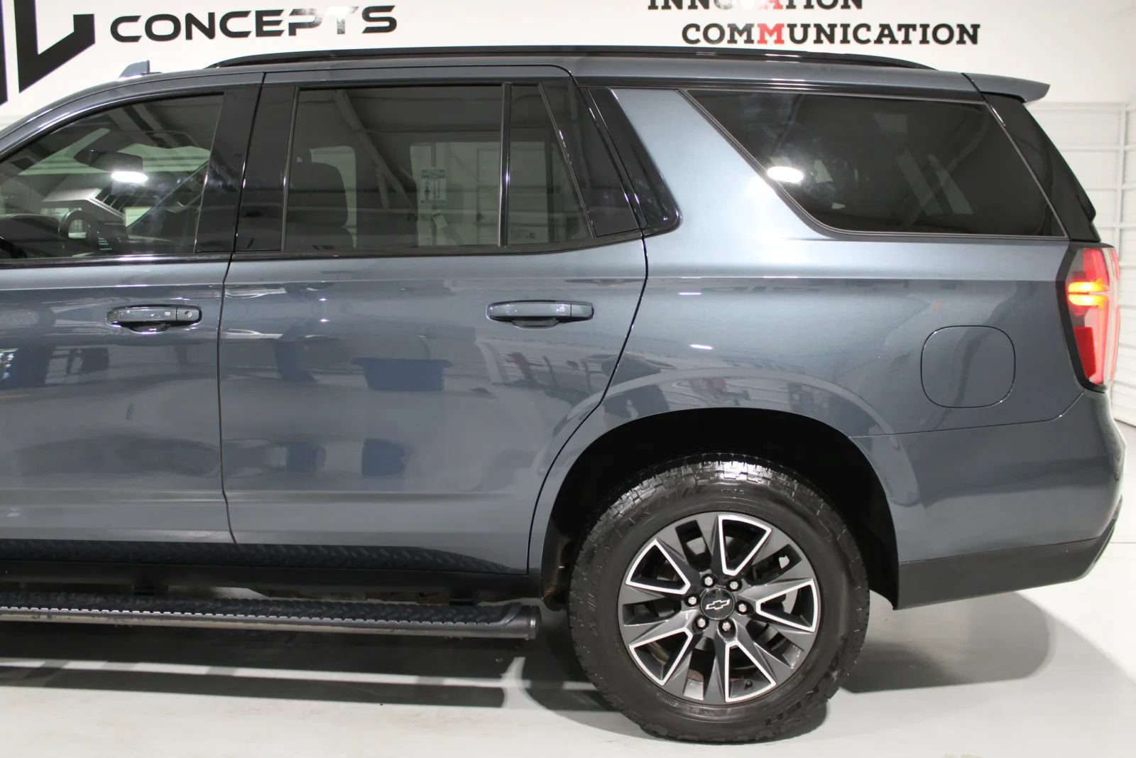 Used 2021 Chevrolet Tahoe Z71 AWD/4WD image 25