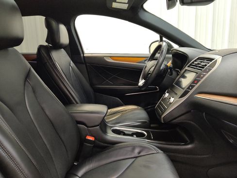 Used 2019 Lincoln MKC Reserve AWD/4WD image 21