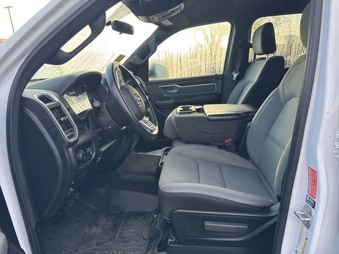 Used 2023 RAM 1500 Big Horn AWD/4WD image 5