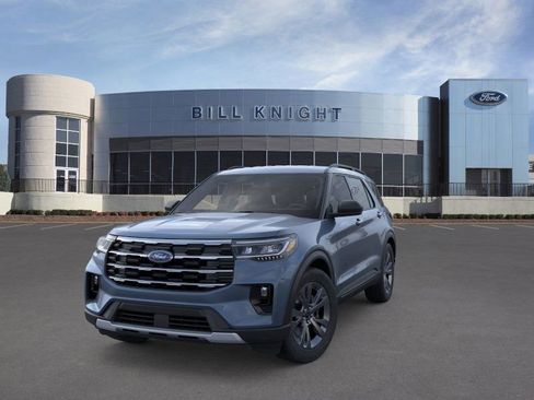 New 2026 Ford Explorer Active w/ Active Comfort Package image 3