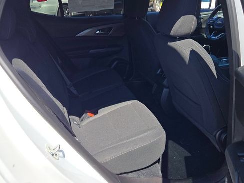 New 2026 Chevrolet Equinox EV LT FWD image 17