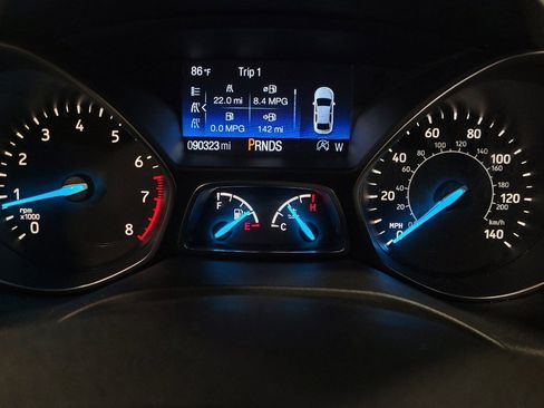 Used 2018 Ford Escape SE w/ SE Sync 3 Package AWD/4WD image 23