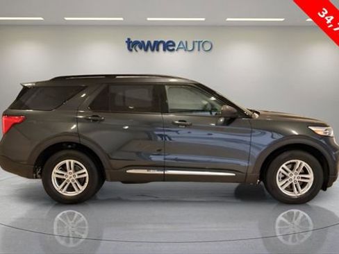 Used 2023 Ford Explorer XLT image 6