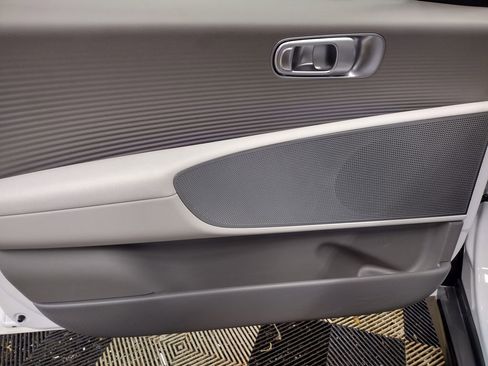 Certified 2025 Hyundai Ioniq 6 SEL image 18