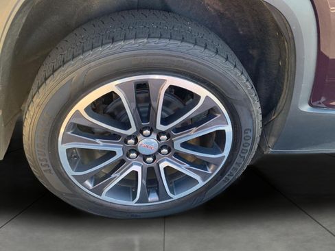 Used 2018 GMC Acadia SLT w/ LPO, Protection Package AWD/4WD image 26
