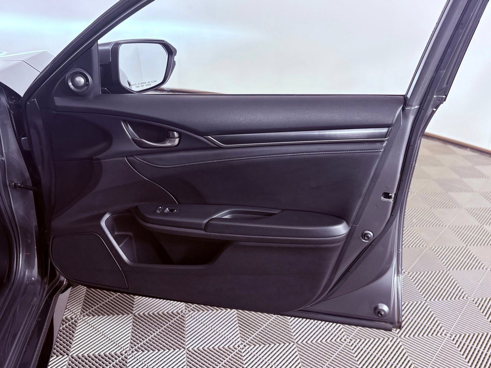 Used 2021 Honda Civic Sport Touring image 5