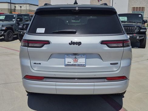 New 2026 Jeep Grand Cherokee L Summit image 4