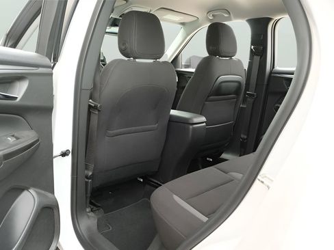 Used 2024 Chevrolet TrailBlazer LS w/ LS Confidence Package FWD image 19