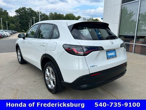 Certified 2024 Honda HR-V LX image 4