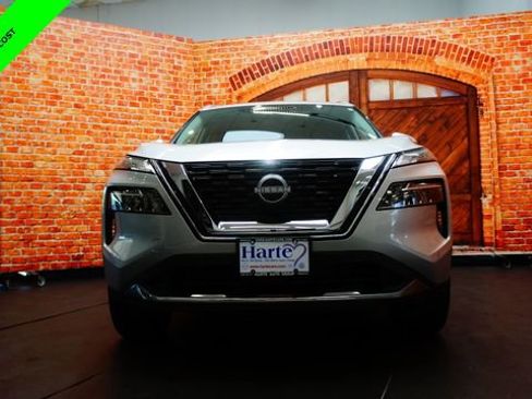 Certified 2023 Nissan Rogue SL w/ SL Premium Package AWD/4WD image 2