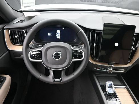 New 2026 Volvo XC60 B5 Plus w/ Climate Package AWD/4WD image 18
