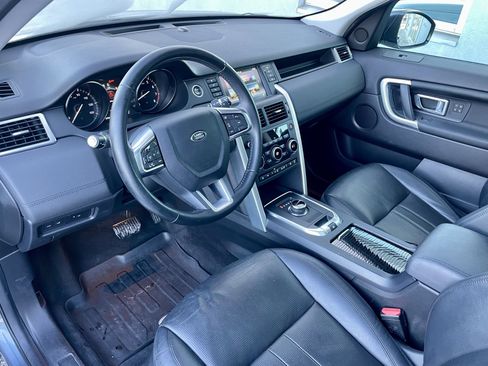 Used 2018 Land Rover Discovery Sport HSE image 13