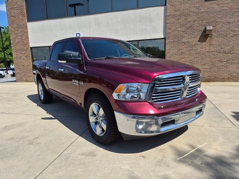Used 2017 RAM 1500 Big Horn RWD image 3