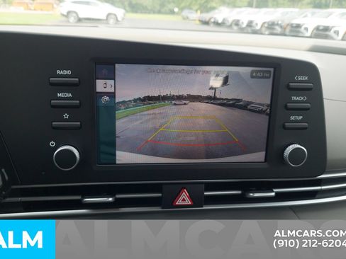 Certified 2026 Hyundai Elantra SE FWD image 23