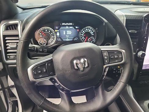 Used 2025 RAM 1500 Big Horn AWD/4WD image 6