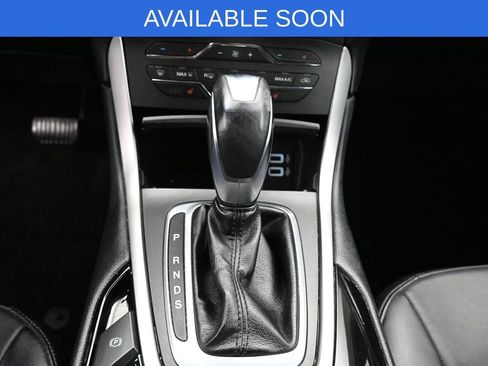 Used 2016 Ford Edge SEL w/ Equipment Group 201A image 19