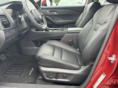 Certified 2024 Nissan Rogue SL w/ SL Premium Package AWD/4WD image 11