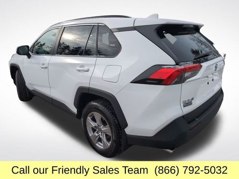 Certified 2022 Toyota RAV4 XLE image 3