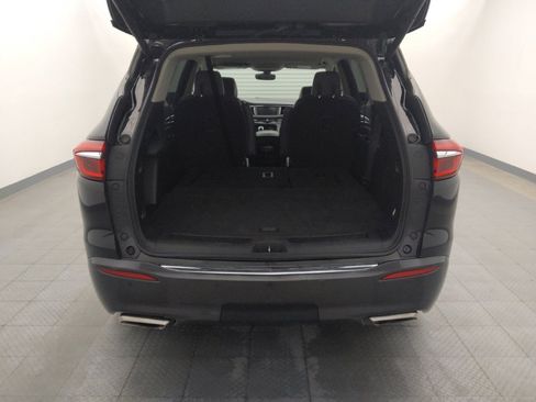 Used 2018 Buick Enclave Essence image 29