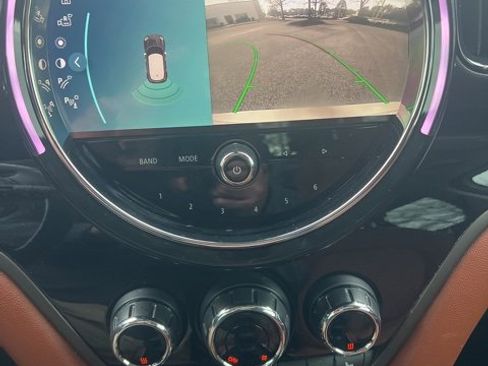 Used 2023 MINI Cooper Countryman S w/ Signature Upholstery Package image 14