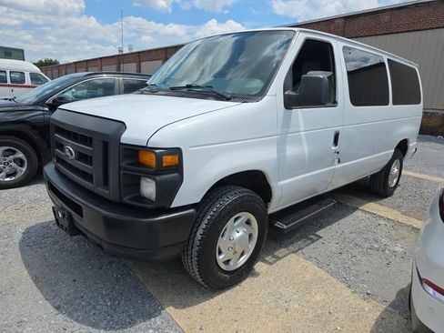Used 2014 Ford E-250 and Econoline 250 w/ Power Group RWD image 1