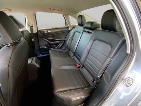 Used 2024 Volkswagen Jetta SE FWD image 21